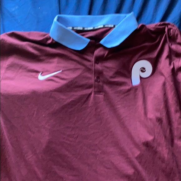 Phillies Cooperstown collection Polo - Picture 3 of 6